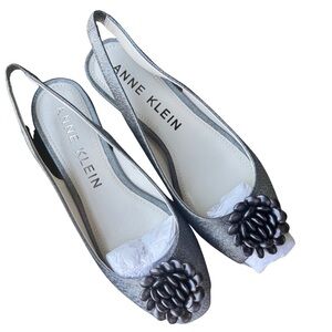 NIB Anne Klein Akliza Pewter Sling Back Flats 8M New